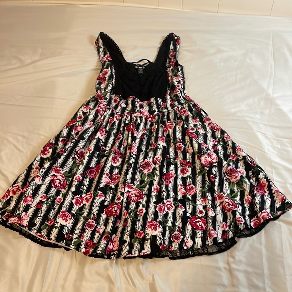 Hot topic dress